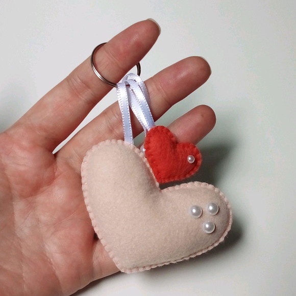 Chaveiro coração em feltro | Shopee Brasil