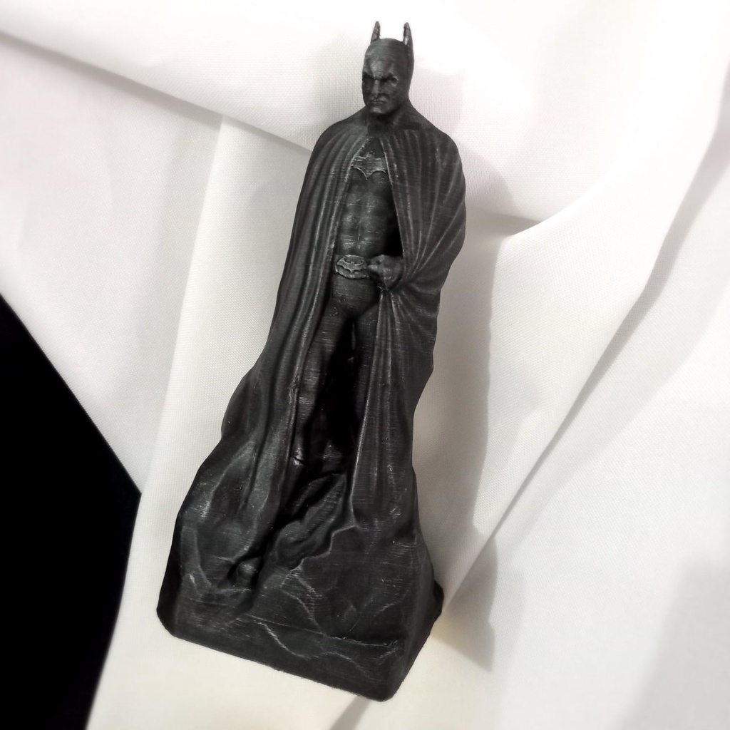 Estatua BATMAN | Shopee Brasil