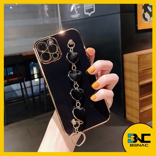 Case com Linda Alça de Corações para iPhone - 11/12/13 Pro Max | 12/13 Mini | X/XR/XS Max | SE2020/7/8 Plus