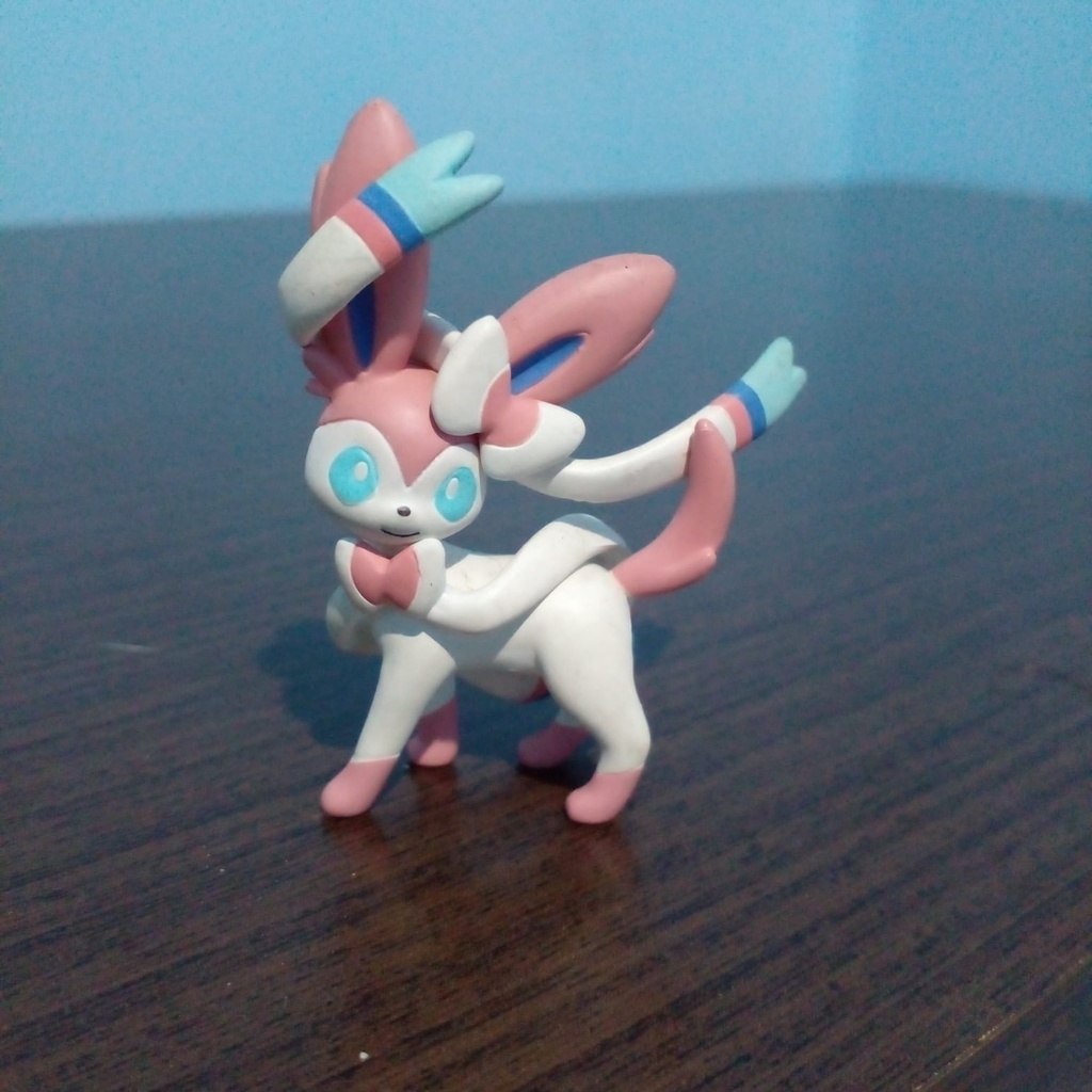Takara Tomy Pokémon Mon Colle Sylveon Figure ST