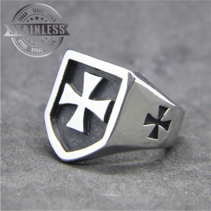 Anel Masculino Cruz de Malta Cruz Pátea Ordem Cavaleiros Templários Proteção Escudo Medieval Aço 316L