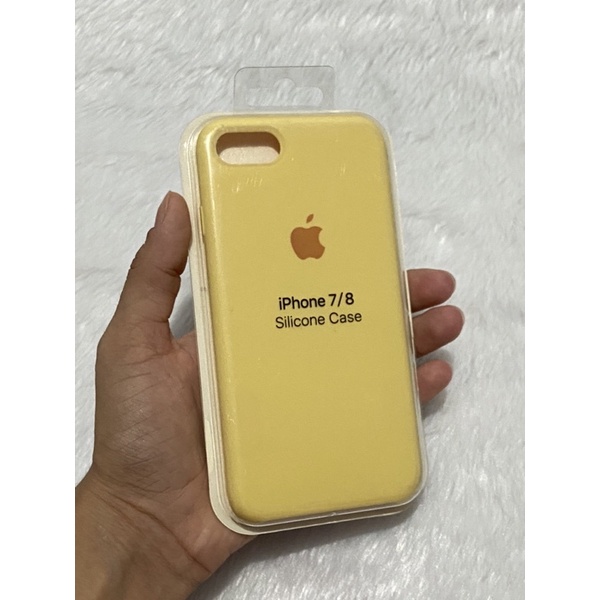 Case iPhone 7,8,SE Amarela capinha de silicone aveludada por dentro