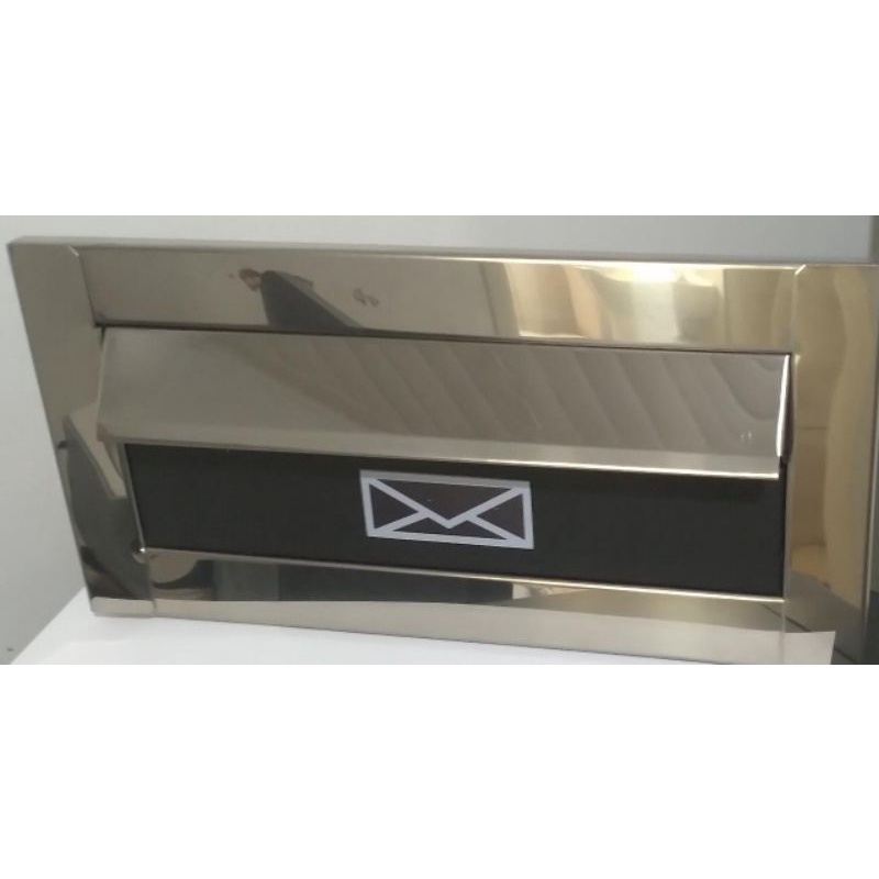 Caixa de Correio Inox com tarja Preta Cartas design moderno para muro parede de embutir