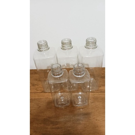 5 Frascos (PLÁSTICO) pet cone 250ml,quadrado 350ml,cilindro ou arredondada 250ml 350ml R28 ou 5 Frascos retangulares 3 peças 500 e 2 peças 250ml. Sem válvula.