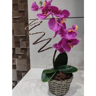 Arranjo Artificial Orquídea Roxa - Folhas Largas - 01 Haste - 40 cmts |  Shopee Brasil