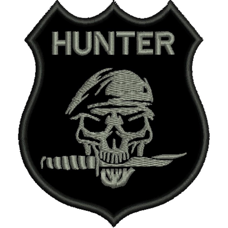 Patch 9x7,5cm bordado hunter caveira com boina com carrapicho, para costurar ou termocolante