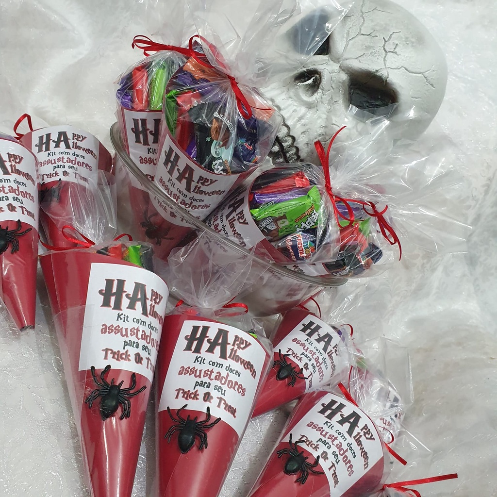 HALLOWEEN CANDY CONE com 14 DOCES em cada kit de Trick or Treat ...