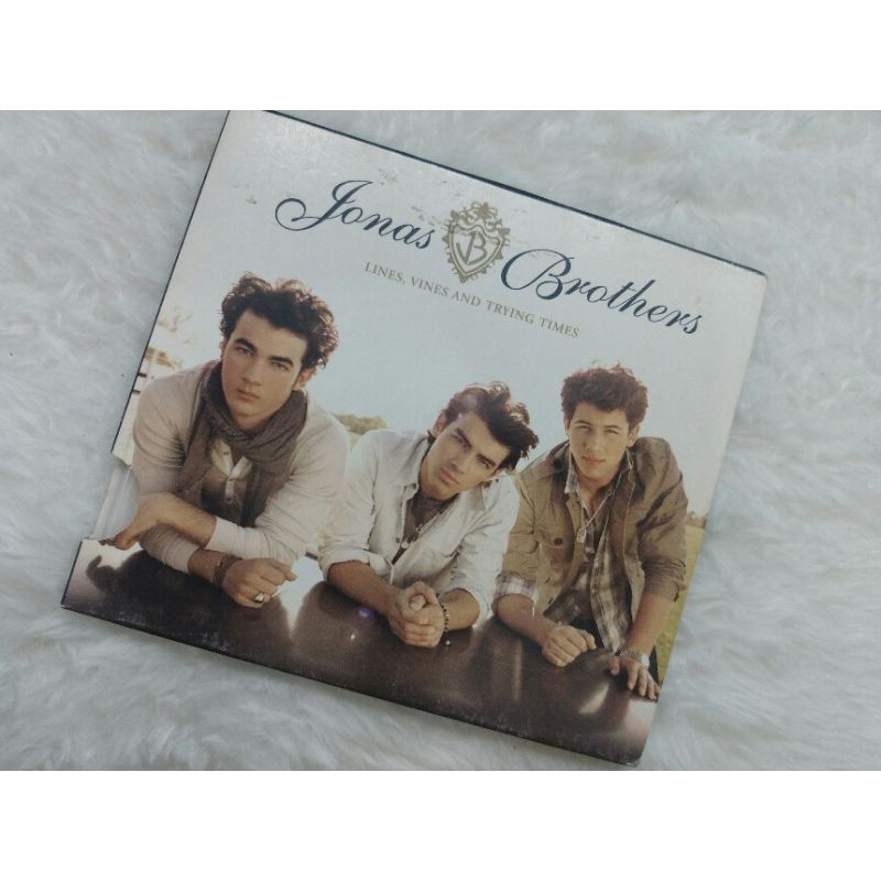 CD "Lines, Vines and Trying Times" Jonas Brothers Shopee Brasil