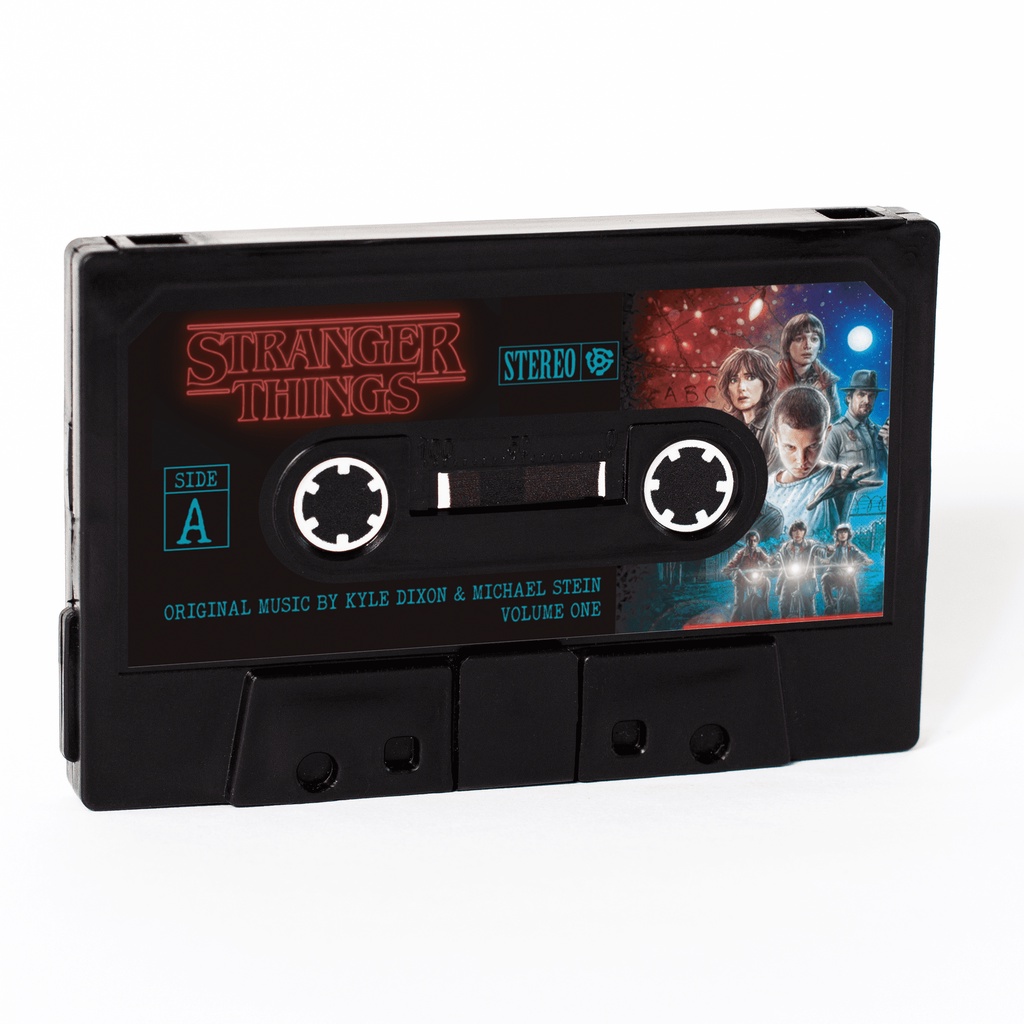 Carteira K7 - Stranger Things - Carnaúba Estúdio em Oferta na Shopee