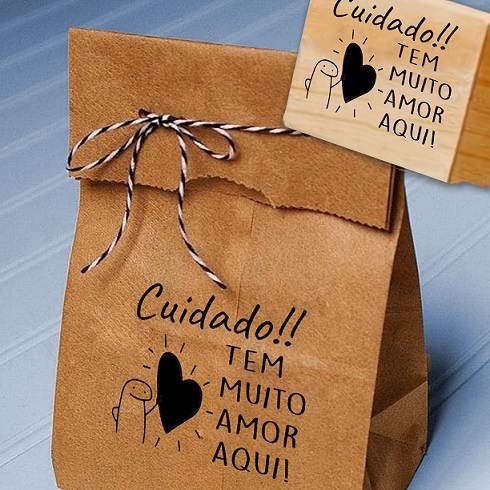 Carimbo Flork Cuidado Tem Muito Amor Aqui + Almofada Embalagem Sacola Saco Caixa Bolsa