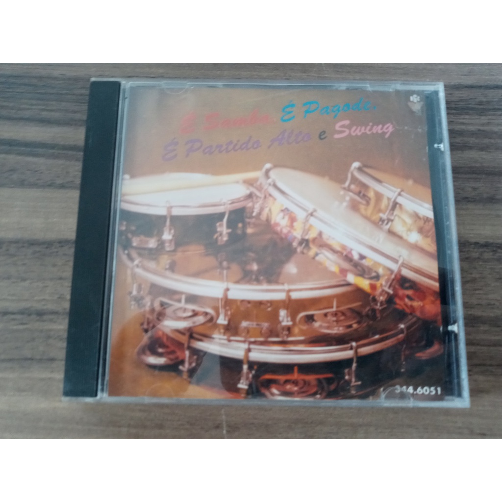 CD É Samba, É Pagode É Partido Alto e Swing