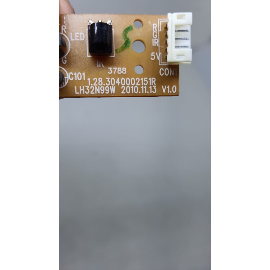 Placa Sensor Tv Philco PH32M3 LH32N99 PL2788
