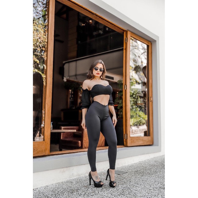 Calça Legging Preta Poliamida Grossa Básica Cintura Alta Moda Feminina Fitness Academia.
