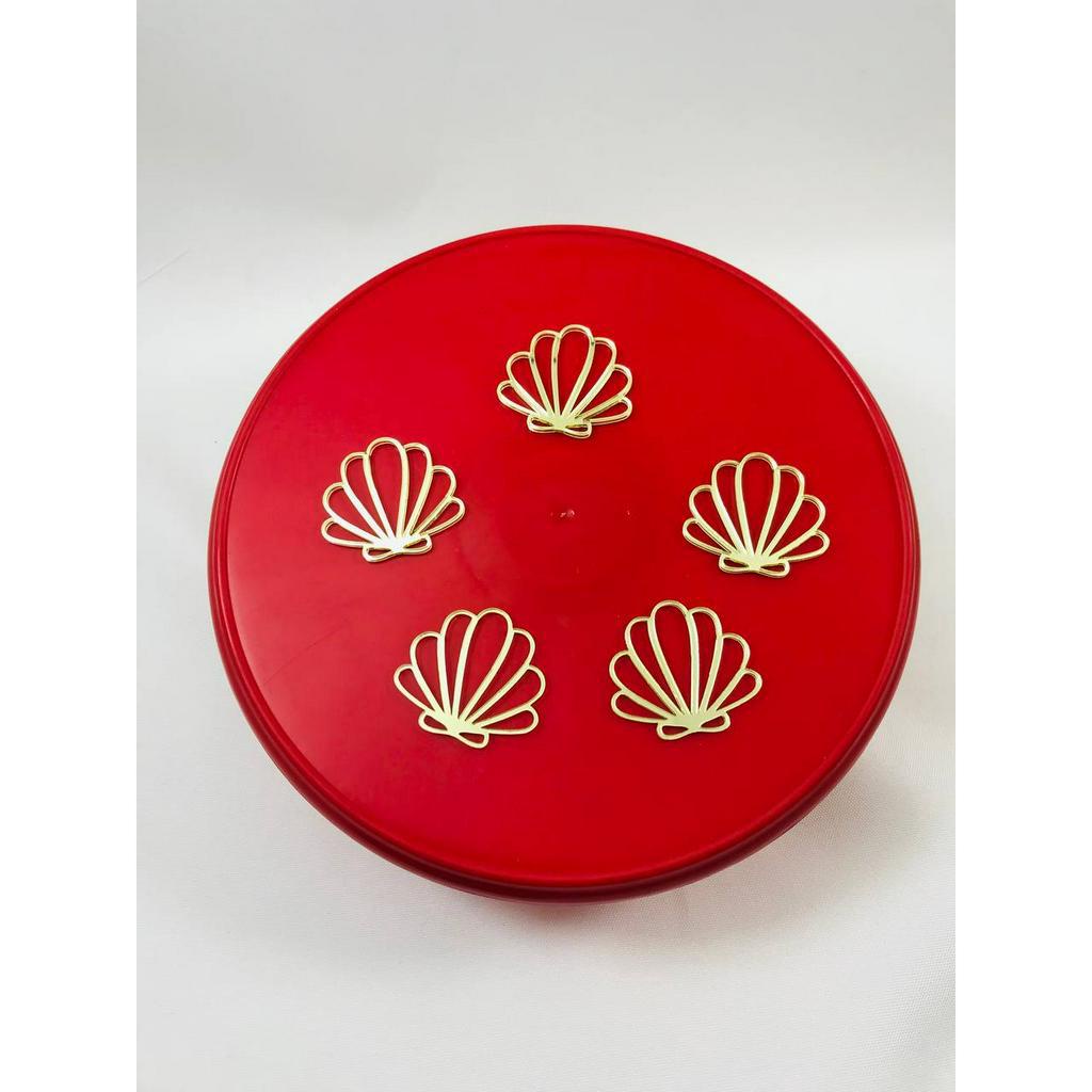 50 Aplique Concha em Acrílico Espelhado Dourado - 4cm - Kit com 50 Unidades.