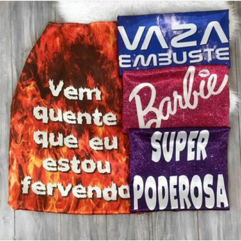 Capa Fantasia Carnaval Halloween Criativa Várias Estampas Frases Divertidas Vem Quente que estou fervendo Não vem não que sou Louca