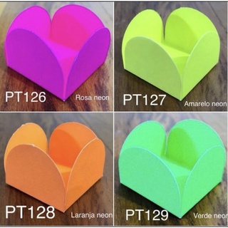 50 Forminhas 4 Pétalas Média Neon Para Doces Festas Aniversários
