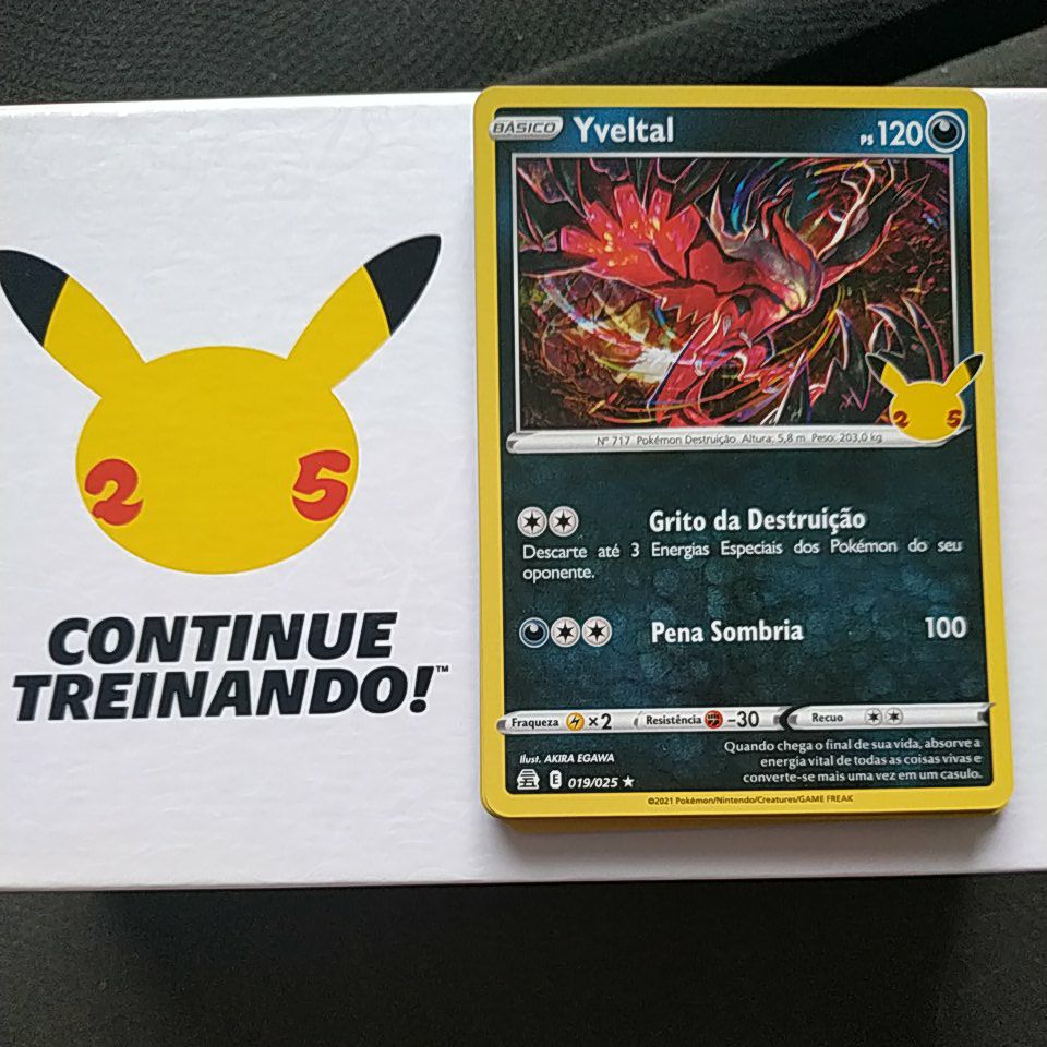 Cartas Pokémon Celebrações Yveltal