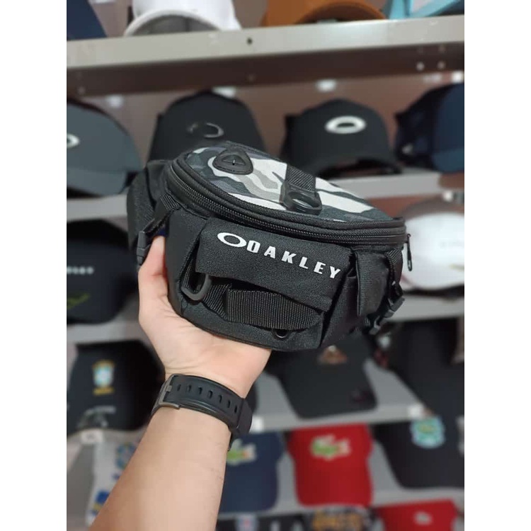 Pochete Oakley Cor Preta Com Camuflado Claro | Shopee Brasil
