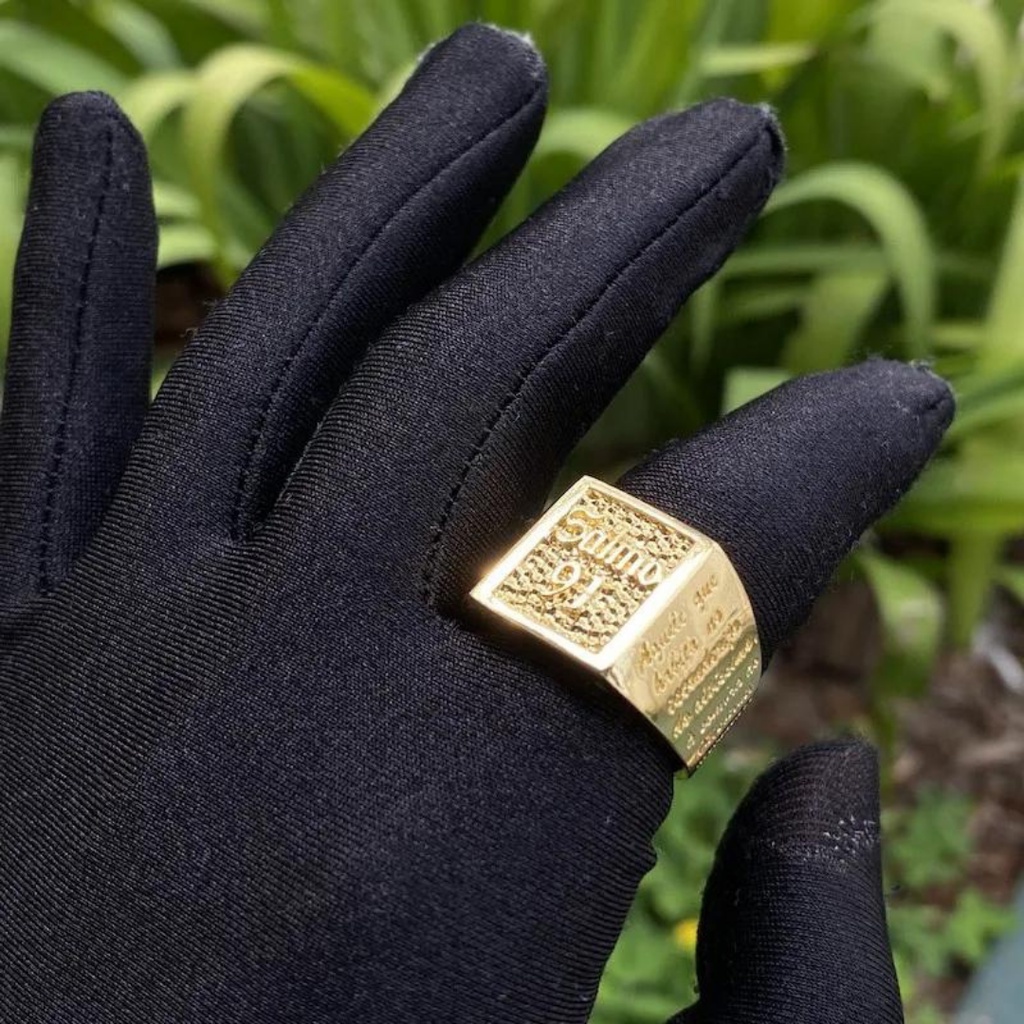 Anel Masculino De Ouro Salmo 91 Com Oração Gravada Banhado a Ouro 24k Dedeira