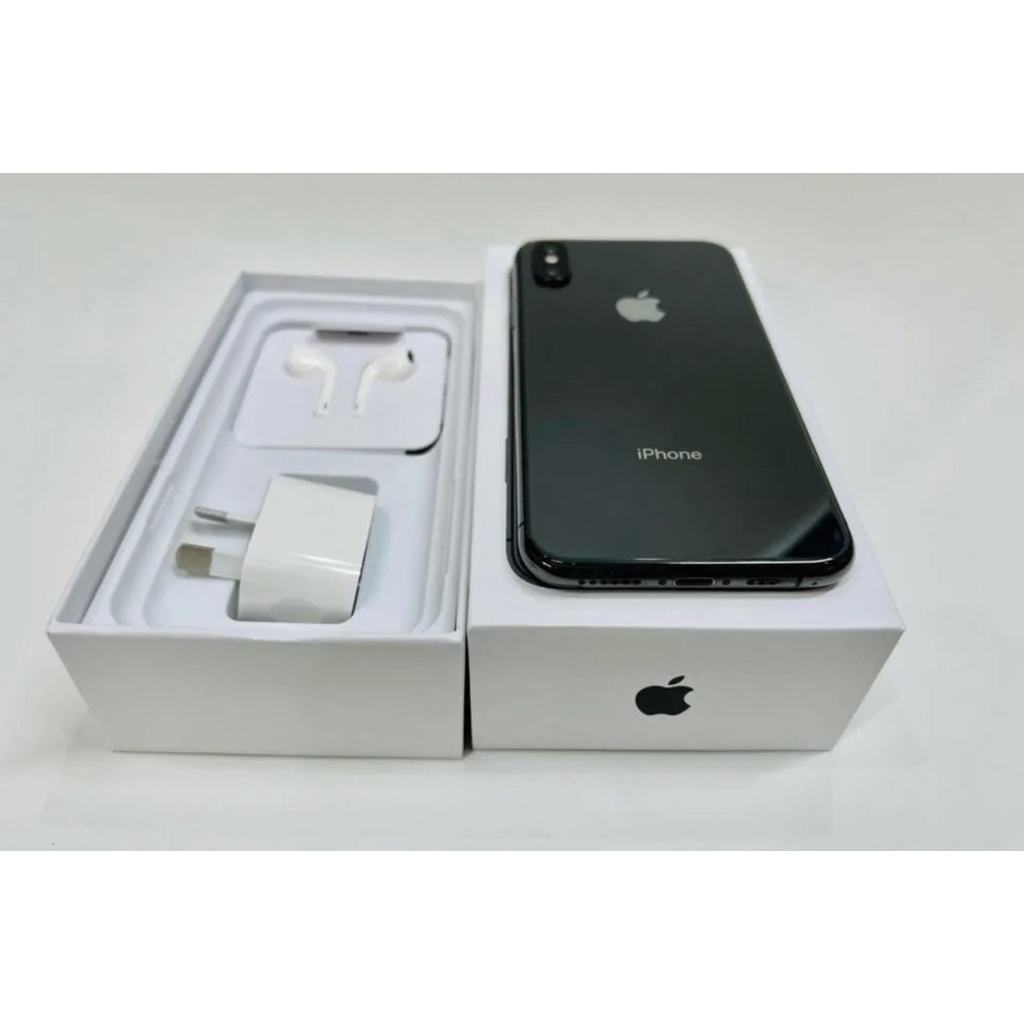 【ジャンク品】iPhoneXs Space Gray 64 GB docomo