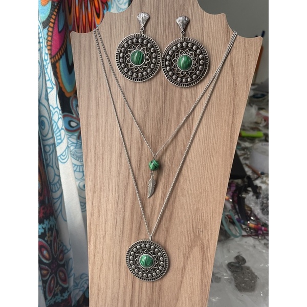 Conjunto Malaquita Brinco e colar mandala em aço inox de pedra malaquita