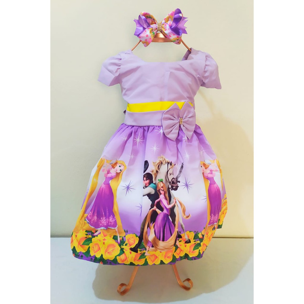 vestido tematico rapunzel