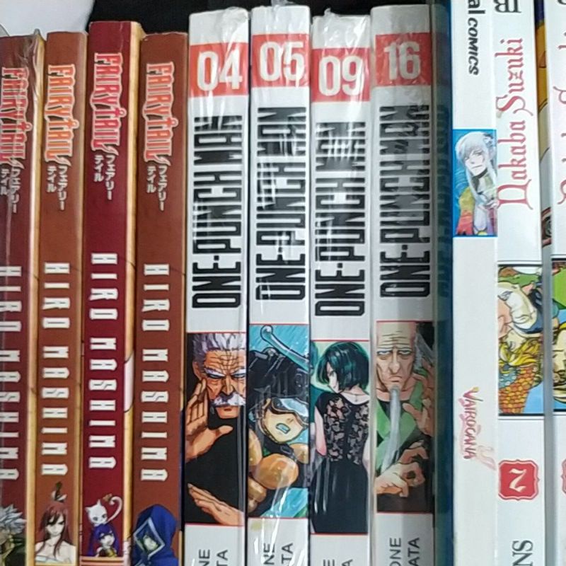 Coleção One Punch Man 1 a 23 + catalogo dos herois