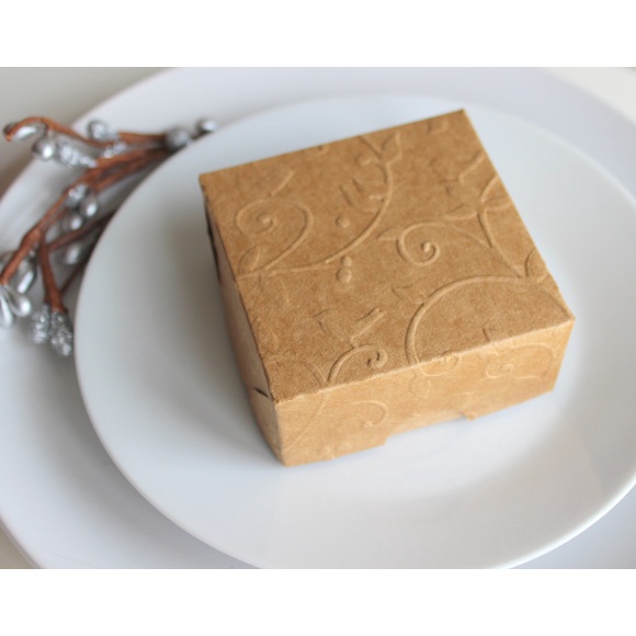100 caixinha para lembrancinha ou bem casados  7x7x3 kraft ou branca