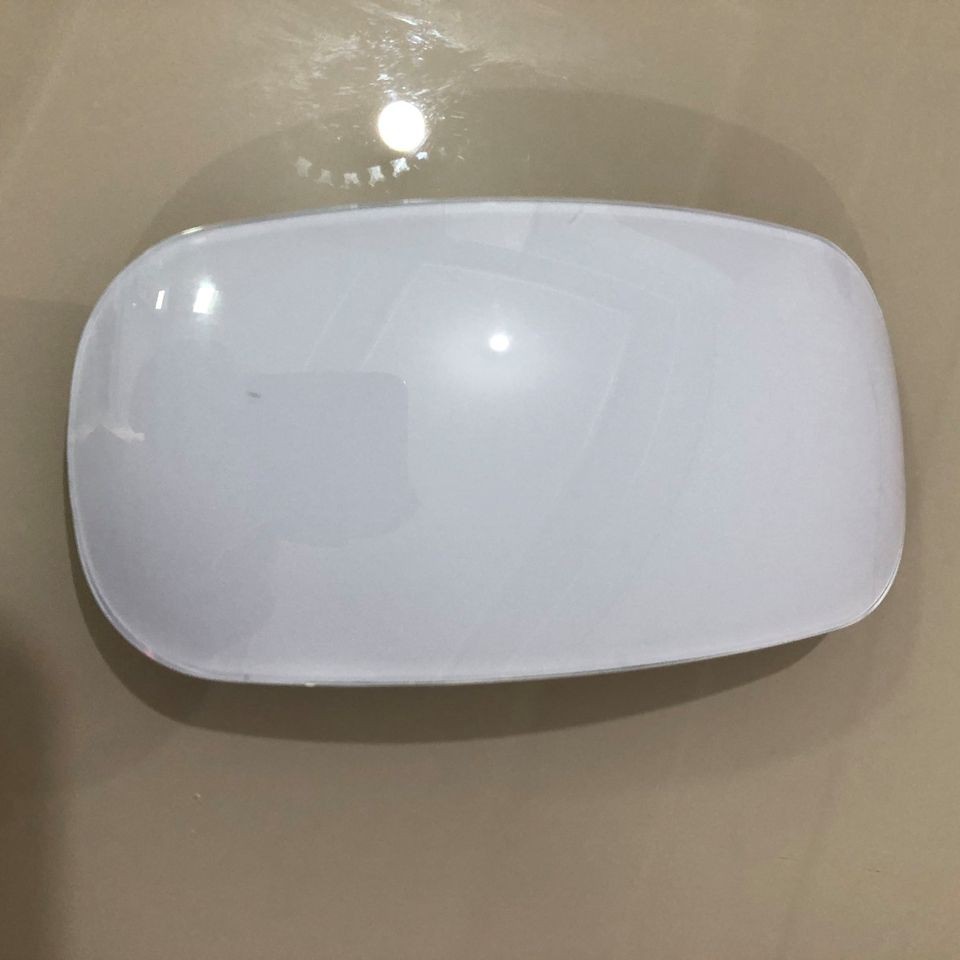 MOUSE BLUETOOTH ESTILO MAGIC MOUSE BATERIA RECARREGÁVEL - Estilo Magic Mouse para APPLE  Macbook e Windows Design Ergonô