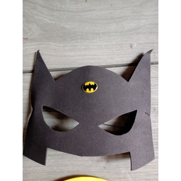 Máscaras do Batman e Wolverine | Shopee Brasil