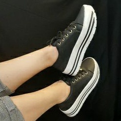 Tênis Feminino Slip On Preto Vulcanizado