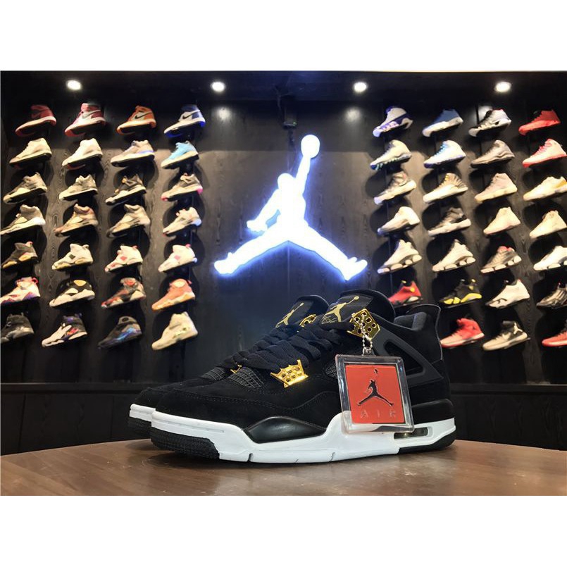 jordan 4 preto e dourado