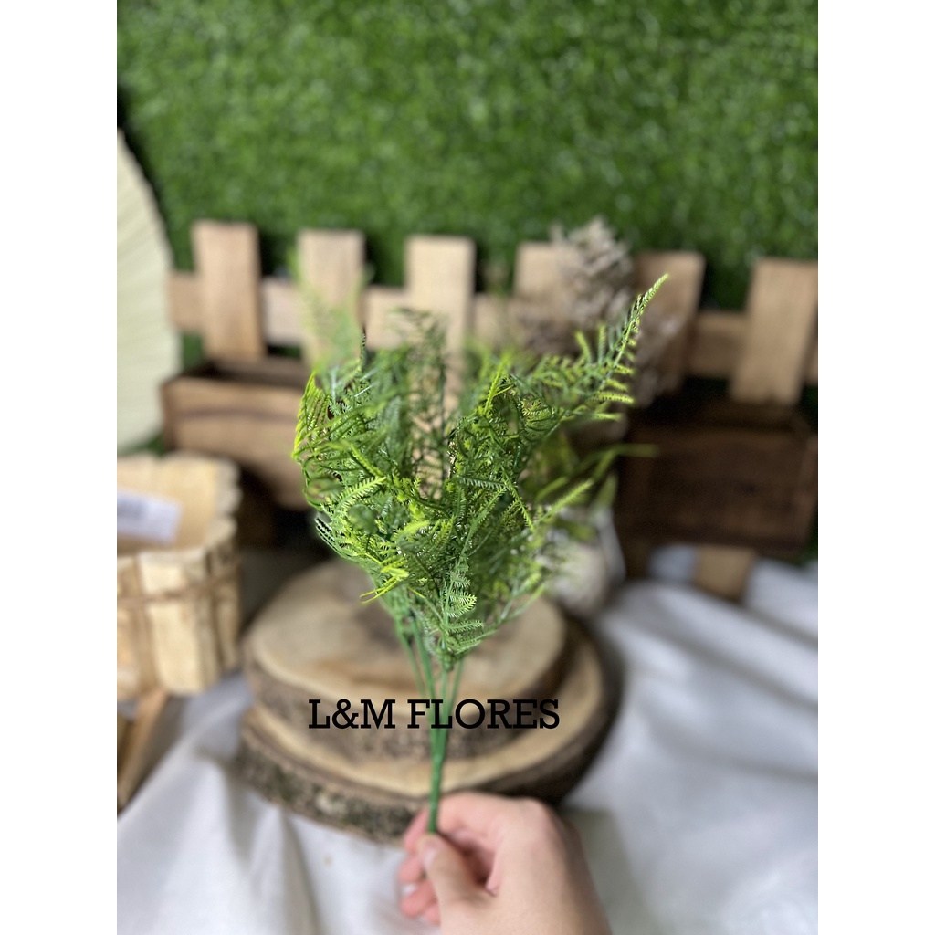 Buquê de Folhagem Avenca artificial com 7 galhos ideal para arranjos e decoração de casamento, casa, festas
