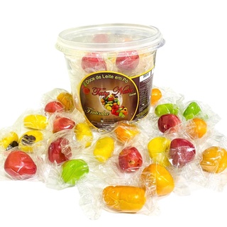 Doce frutinhas de leite ninho pote com 30 unidades variadas para revenda festas e eventos