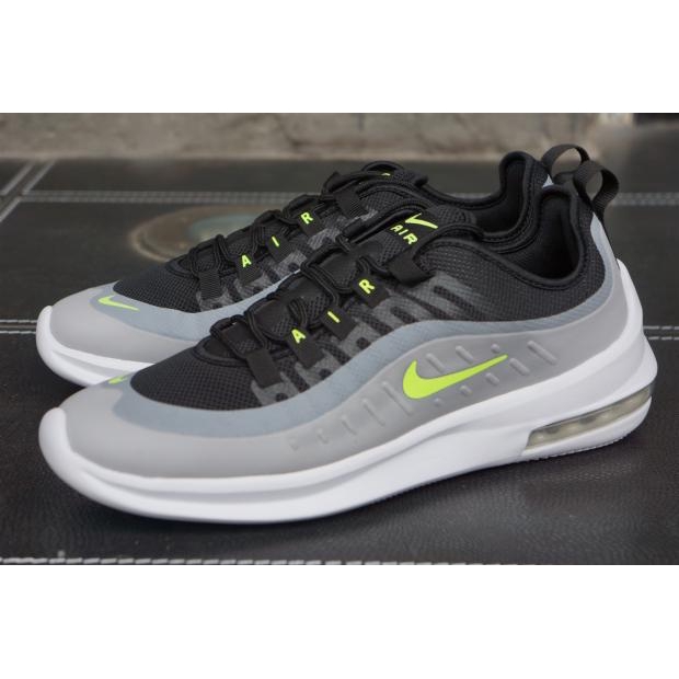 tênis nike air max axis preto