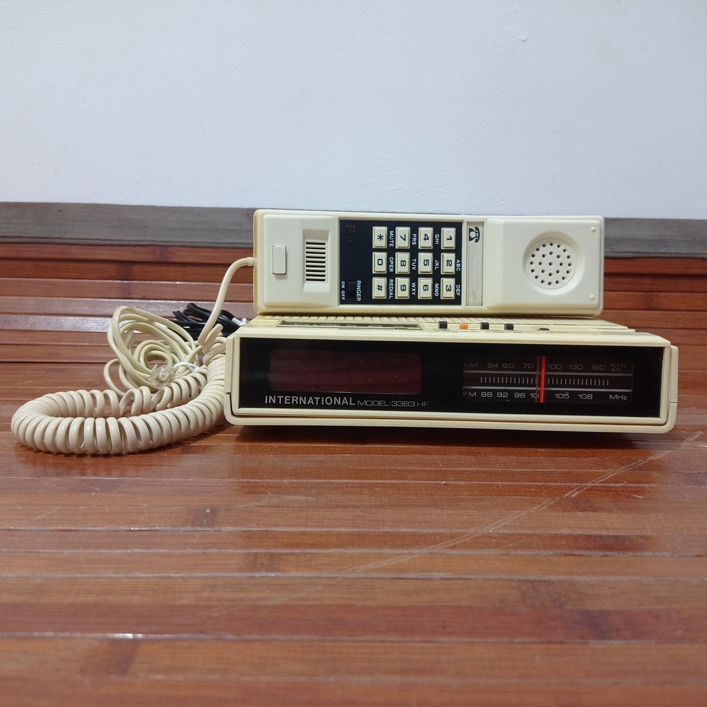 Telefone Rádio Relógio com Viva Voz Vintage