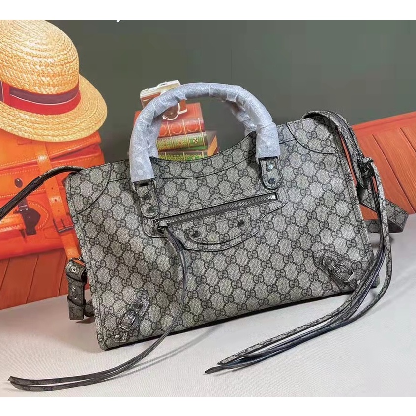 Gucci Bolsa tiracolo Gucci Horsebit 1955 pequena - Neutro em 2023  Bolsa  de ombro, Sacos para corpos transversais, Bolsa michael kors