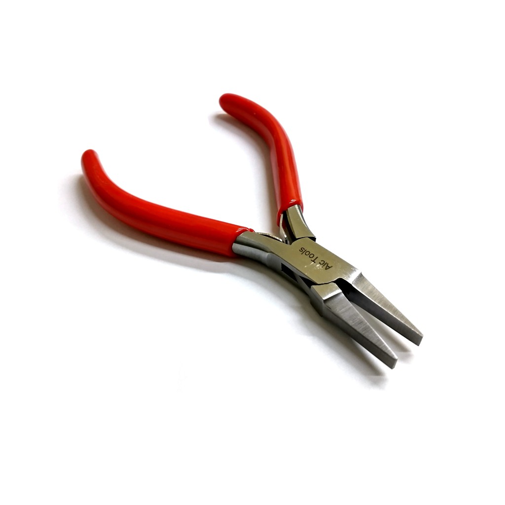 Alicate Ourives Chato 115mm Liso Com Mola Nao Marca A Peca Profissional ideal para curso de ourivesaria