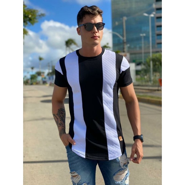 Camiseta oversized masculina. camisa masculina longline listrada, camisa longline listrada