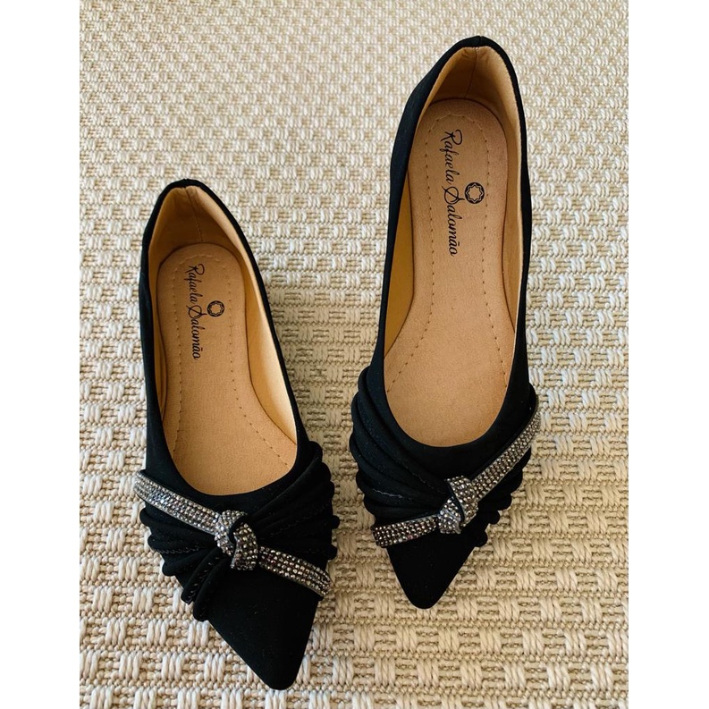 Sapatilha Rafaela Bico Fino Com Strass  Feminina confortável e Elegante