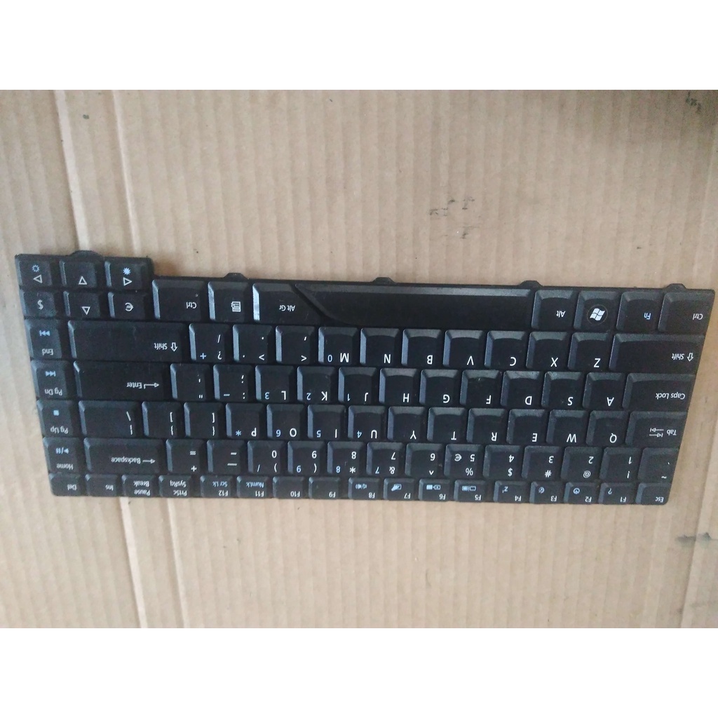teclado usado notebook acer modelo 4530 6823 em bom estado