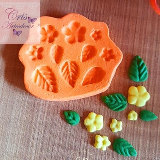 Molde de Silicone Flores e Folhas P - cód M255 | Biscuit, Pasta Americana, Confeitaria - Cris Artesdecor