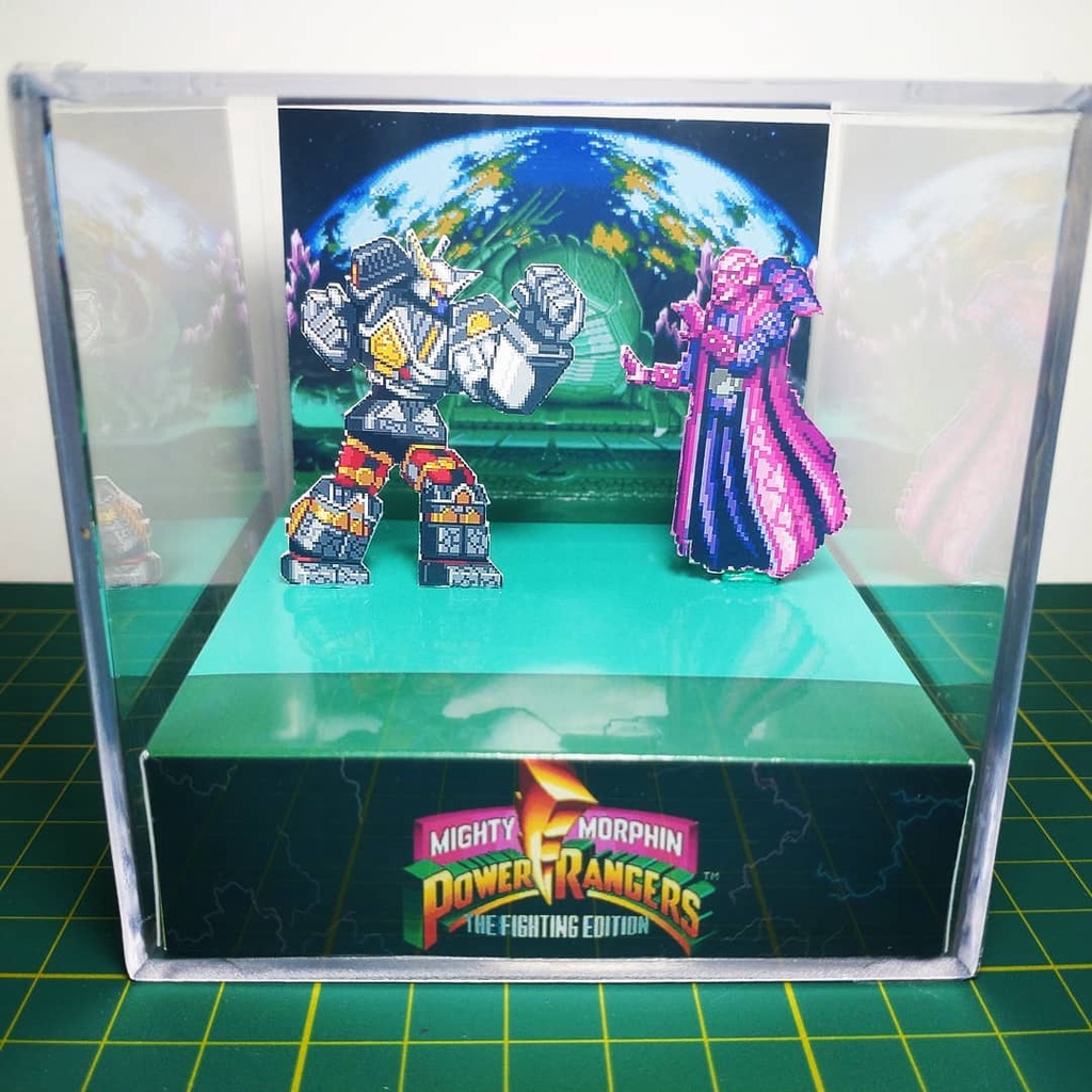 Cubo Diorama - Power Rangers the Fighting Edition - Desconto no Preço