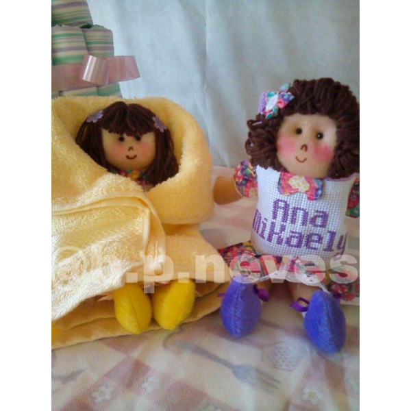 Toalhinhas para Bebês Personalizadas com Nome | Feito à mão | Presente | Bordado | Toalhinha de Boca | Naninha de bebe