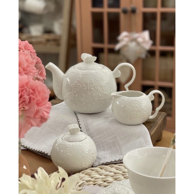 Conjunto 3 peças para Café Branco de Porcelana Borboleta