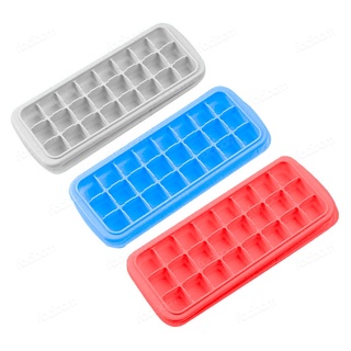 Forma de Gelo com Tampa ABS com Fundo em Silicone 24 Cubos