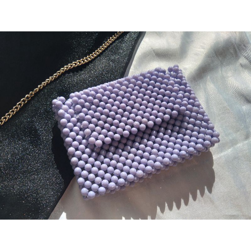 Porta cartões beaded bag/ carteira de miçangas/ carteira lilás de miçangas/ bead bag mini / Modelo Little Lilac