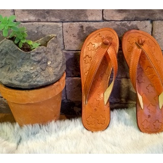 2 Pares de chinelo em couro cru artesanal feminino c/ correia trançada ou lisa OFERTA IMPERDÍVEL