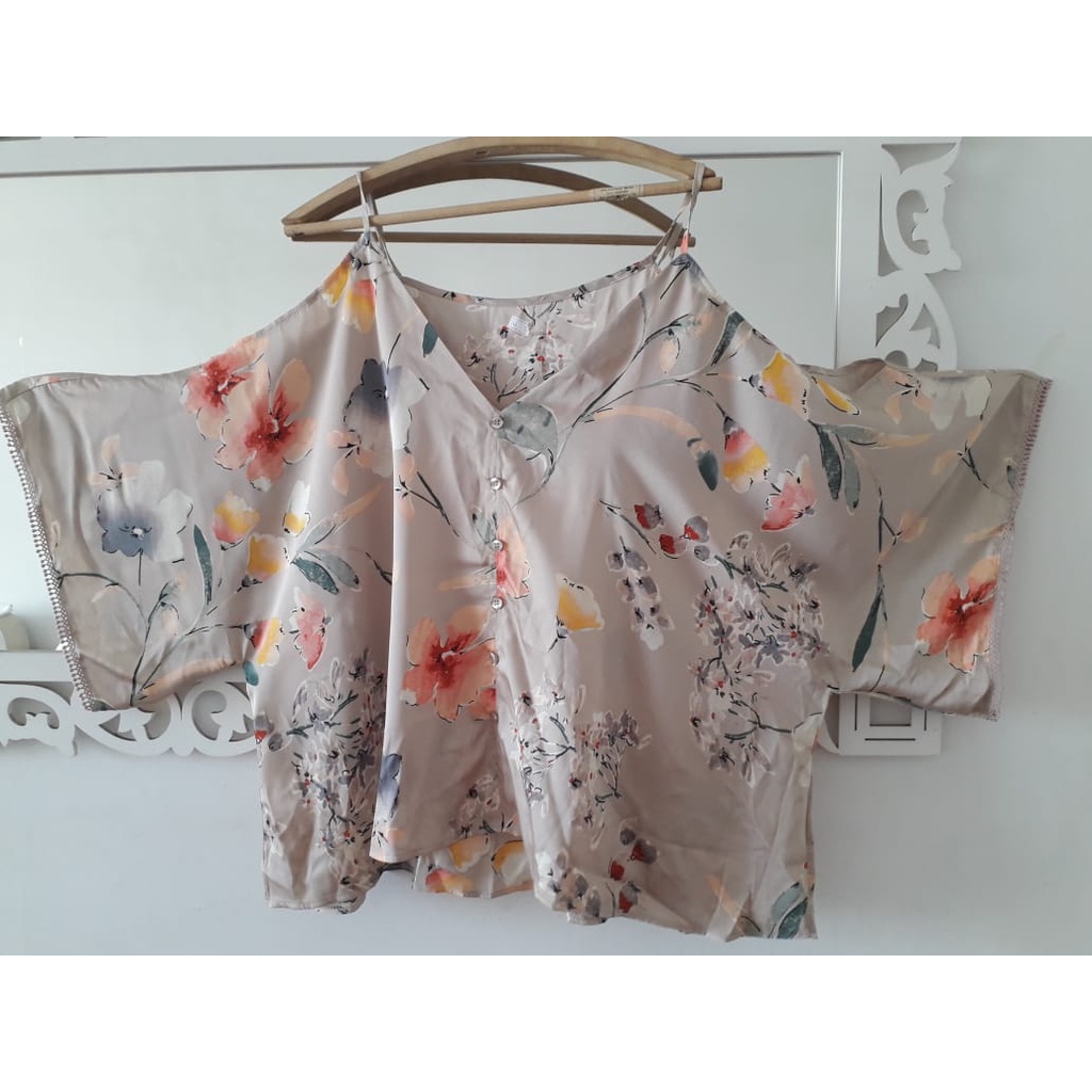 Blusa regata Ciganinha, com Alça Cetim, Plus Size, manga japonesa HOTPINK bege