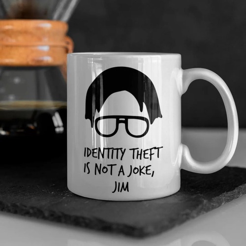 Caneca The Office Roubo De Identidade Dwight Cerâmica